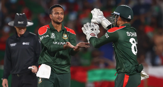 Hamstring injury puts Shakib out of remainder of T20 World Cup Hamstring injury puts Shakib out of remainder of T20 World Cup