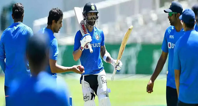 India chase historic series win in South Africa