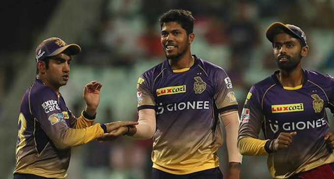 Umesh Yadav pulls off a stunning catch to dismiss Prithvi Shaw for a golden duck