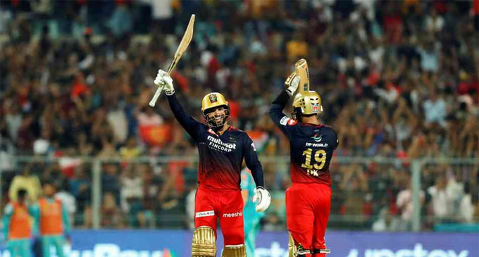 Rajat Patidar wins over RCB skipper Faf du Plessis with his hundred celebration Rajat Patidar wins over RCB skipper Faf du Plessis with his hundred celebration