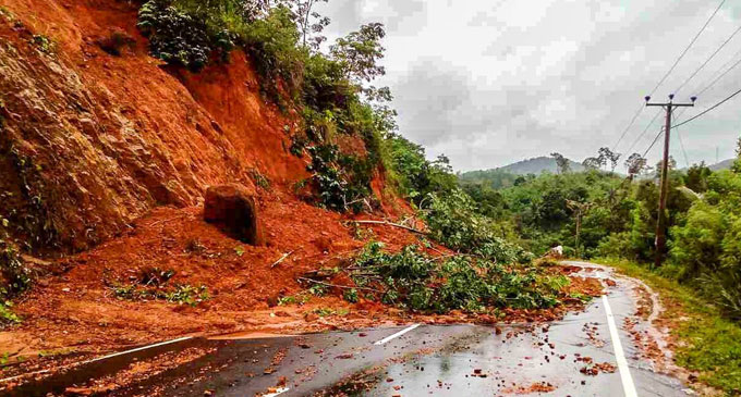 Landslide warnings issued to eight districts