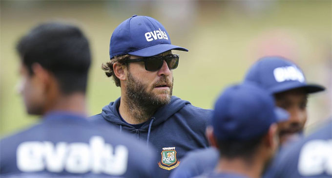 Kiwi legend Daniel Vettori named Australia assistant coach Kiwi legend Daniel Vettori named Australia assistant coach