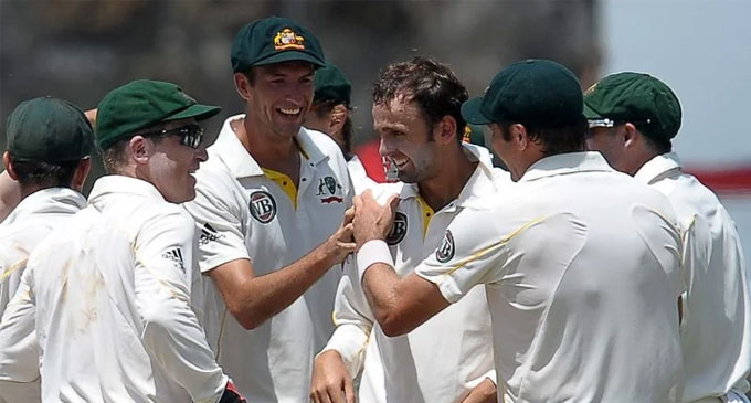 Nathan Lyon bags five in spin battle at Galle