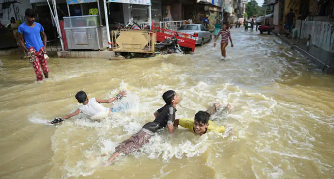 Heavy rain hits parts of Pakistan