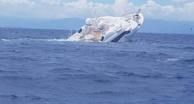 Luxury yacht sinks off Italy coast