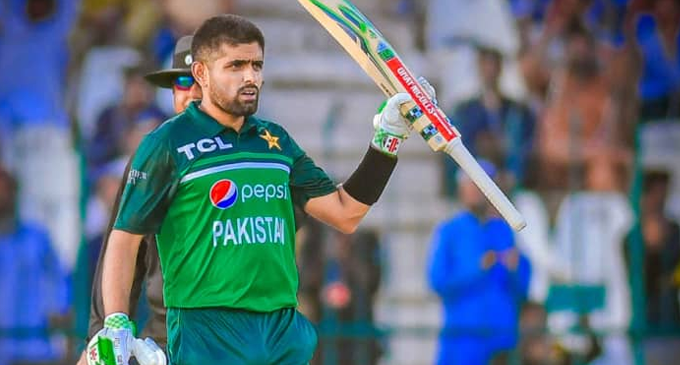 Babar Azam steers Pakistan to second win in T20 tri-series over New Zealand